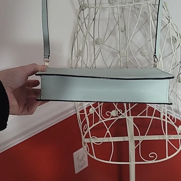 Kate Spade Cameron Street Clarise in Baby Blue 💙 Crossbody Purse - Picture 8 of 12